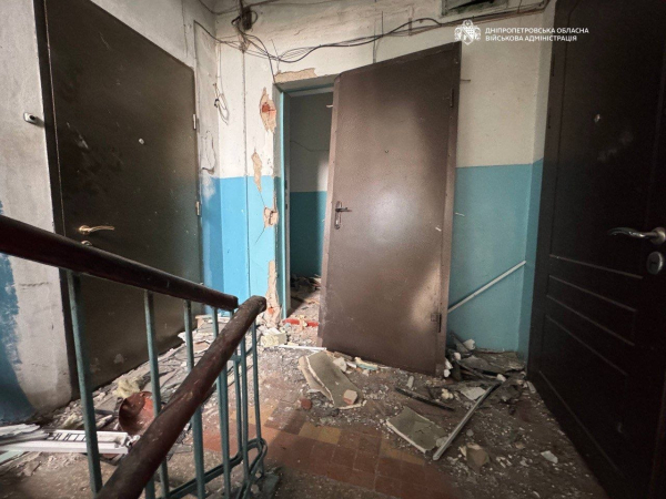 Нічний удар ворога: у Дніпрі руйнування та багато поранених, Біла Церква у диму (фото, відео) - INFBusiness