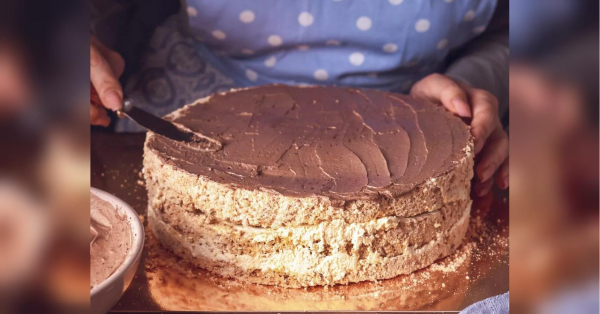 Як вийняти торт з форми, щоб він не розвалився: ці хитрощі кондитера завжди працюють - INFBusiness