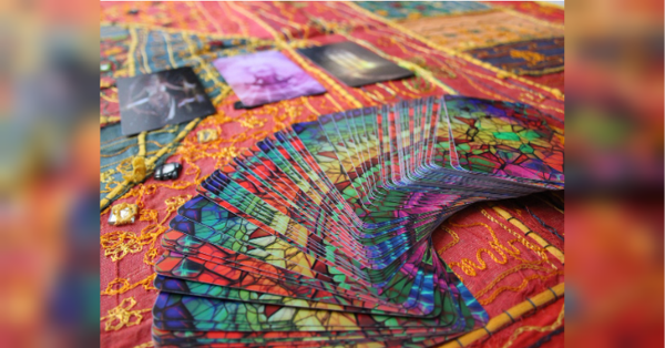 Овнам — «Блазень» і бажання свободи, Стрільцям — «Лицар Жезлів» та жага вогню: Таро-прогноз на 18 квітня - INFBusiness