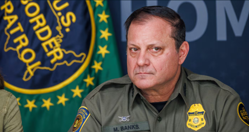 Міністр, модель та дружина: Топ-5 секс-скандалів, які зруйнували кар'єри політиків - INFBusiness