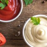 Кетчуп і майонез шкодять здоров’ю: експерти назвали п’ять корисних альтернатив - INFBusiness