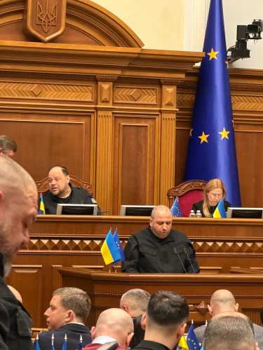 Верховна Рада продовжила воєнний стан в Україні до 2 серпня - INFBusiness