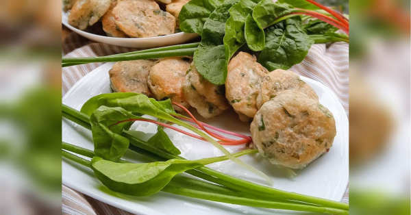 Оладки з зеленню: бюджетна страва, яка вражає смаком - INFBusiness