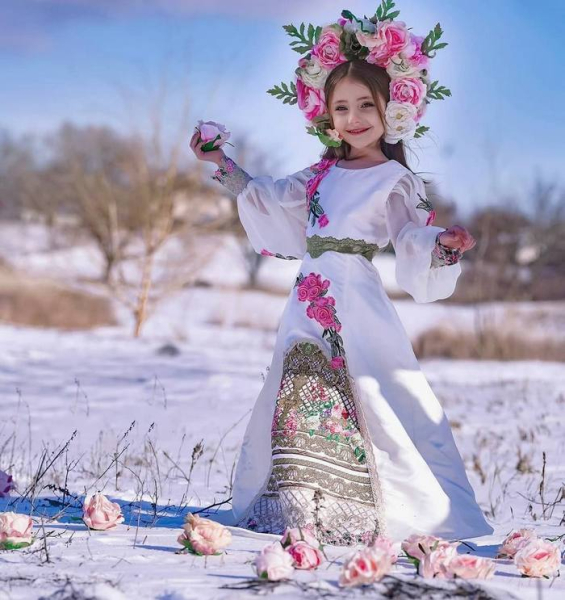 З Кобеляк — на Бродвей: історія 11-річної українки, яка стала обличчям європейських кутюр’є - INFBusiness