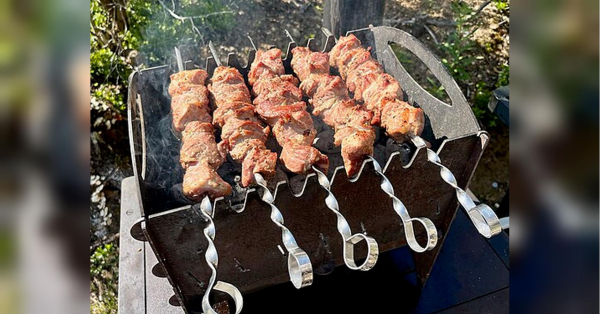 Класичний рецепт шашлику з цибулею та спеціями: секрет соковитого м’яса - INFBusiness