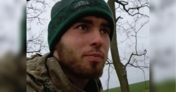 «Командир кричить, хтось молиться, я плачу»: активіст ЛГБТІК+спільноти Павло Лагойда про роки на фронті - INFBusiness