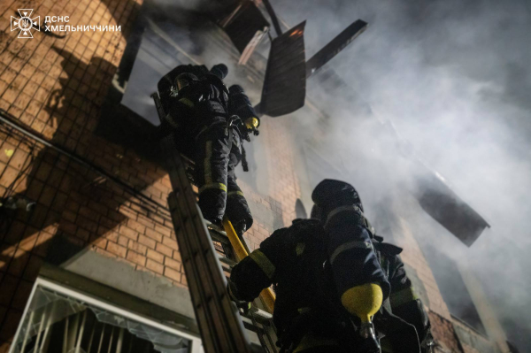 У Хмельницькому та Луцьку пожежі після нічного нальоту російських дронів (фото, відео) - INFBusiness