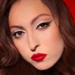 «Вагітна?»: донька Олі Полякової заінтригувала світлиною - INFBusiness