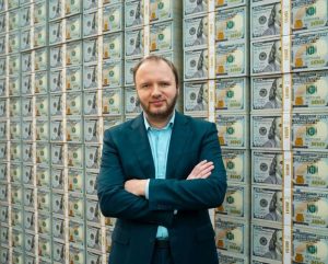 Тарас Плешков: гнилые консервы, дроны и миллиарды