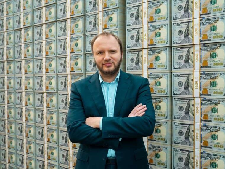 Тарас Плешков: гнилые консервы, дроны и миллиарды