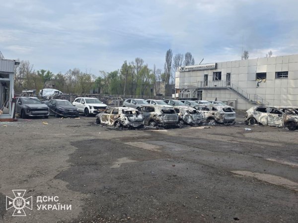 Смертельний удар балістикою по Києву: масштабні руйнування, кількість загиблих і поранених збільшується (фото) - INFBusiness