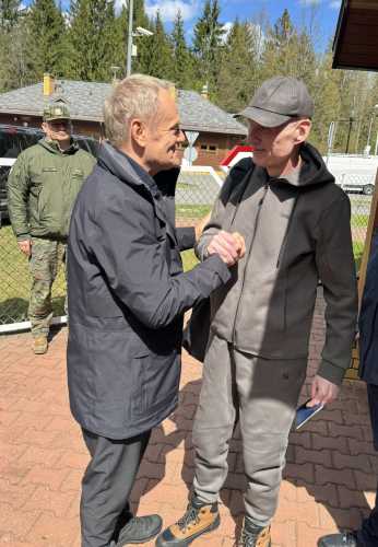 Лукашенко відпустив політв'язня журналіста Почобута, лауреата премії Сахарова - INFBusiness