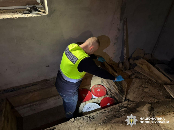 На Тернопільщині знищено масштабну нарколабораторію: вилучені наркотики на 700 млн грн (фото) - INFBusiness
