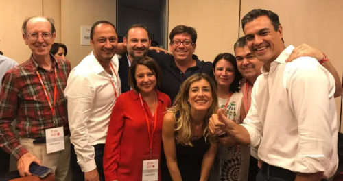 Міністр, модель та дружина: Топ-5 секс-скандалів, які зруйнували кар'єри політиків - INFBusiness