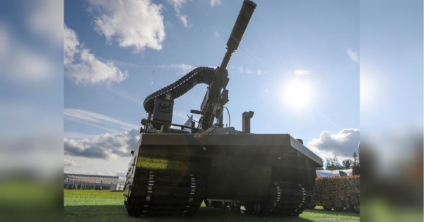 Окупанти покращують бойових роботів: тепер вони з мінометом