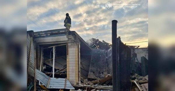 Зруйновані будинки та пожежі, загиблі та поранені серед цивільних: Україна зазнала масованої атаки рф (фото) - INFBusiness