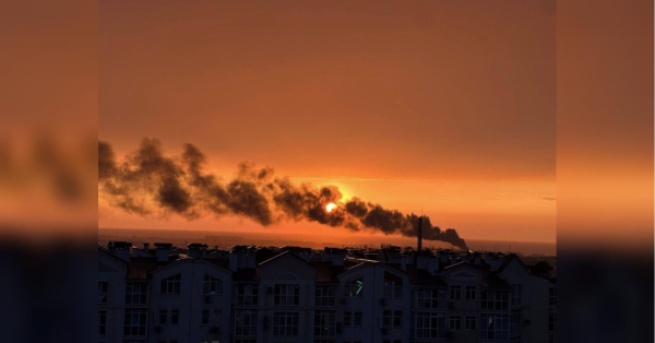 Другий удар за тиждень: у Туапсе масштабна пожежа на НПЗ (відео)