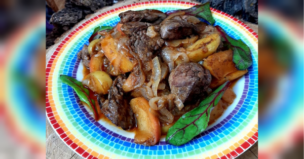 Дуже ніжна печінка з яблуками: потрібно знати деякі секрети приготування - INFBusiness