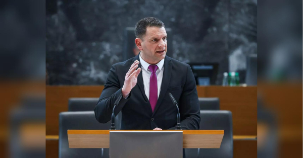 У Словенії заговорили про вихід з НАТО і діалог із москвою