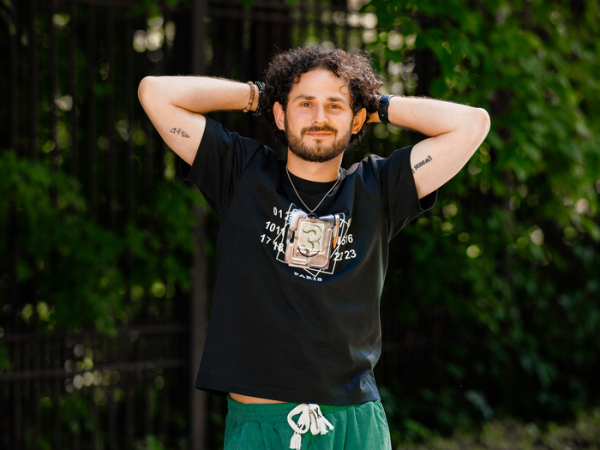 «Чи страшно мені? Дуже»: зірка «Справа НБР» Іван Бліндар про пережите під час великої війни - INFBusiness