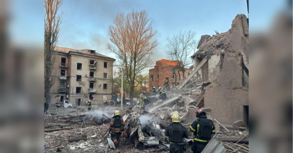 Нічний удар ворога: у Дніпрі руйнування та багато поранених, Біла Церква у диму (фото, відео) - INFBusiness