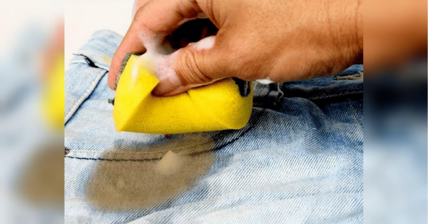 Як вивести плями на джинсах без прання: дієві лайфхаки - INFBusiness