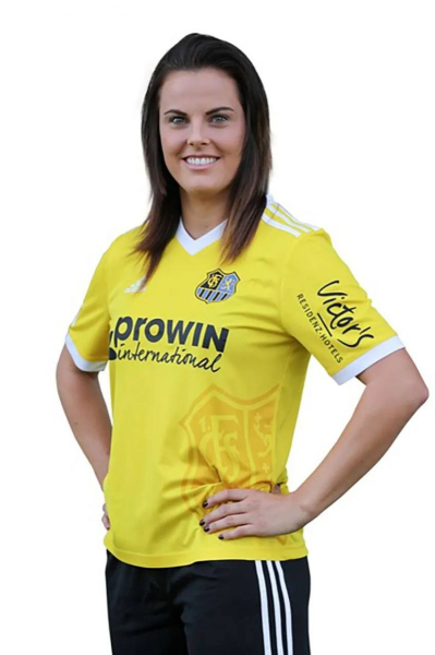 Дружина футболіста померла за кілька днів після народження доньки (фото) - INFBusiness