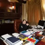 Богдан пожартував над блокнотом Буданова Список під***сів - INFBusiness