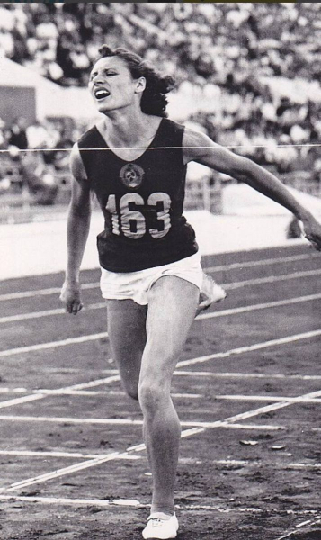 Пішла з життя українська олімпійська чемпіонка, яка здобула «золото» Ігор зі світовим рекордом (фото) - INFBusiness