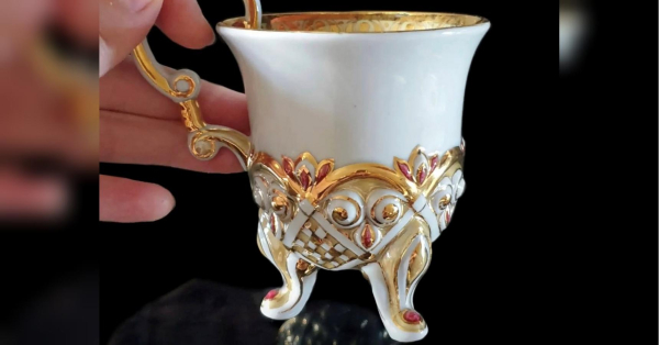 «Сервіз „Рубін“ неначе інкрустований дорогоцінним камінням», — колекціонерка Людмила Карпінська-Романюк - INFBusiness