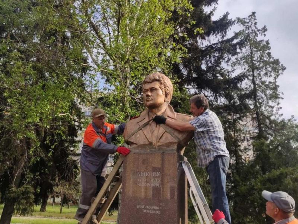 Російські війська намагаються розширити «кілл-зону» на Донеччині. Росіяни збільшують «кілл-зону» поблизу Краматорська, з міста евакуювали культурні цінності (фото) - INFBusiness