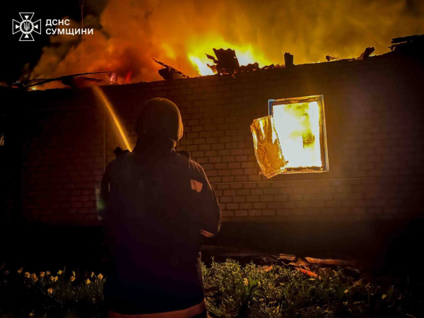 Росіяни продовжують обстрілювати Україну. 9 травня ворог атакував Дніпропетровщину. Про це повідомив керівник ОВА Олександр Ганжа. Перемир'ю кінець? На Дніпропетровщині є жертви внаслідок дронової атаки росіян - INFBusiness