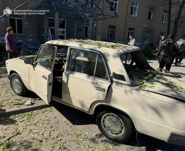 У Дніпрі ракета росіян влучила в гуртожитку, а у Кривому Розі дрон влетів у багатоповерхівку (фото, відео) - INFBusiness