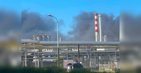 На угорському НПЗ прогримів вибух, є жертва і поранені: деталі від Мадяра - INFBusiness