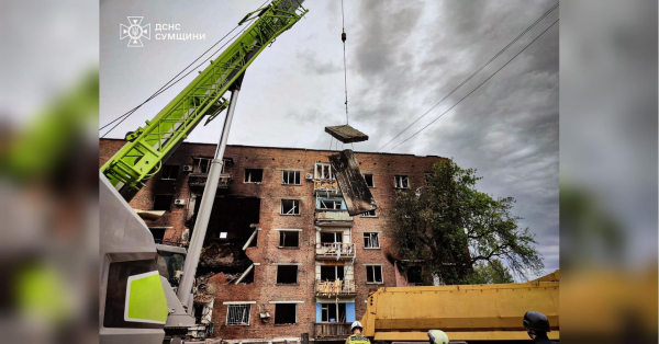 Показали страшні наслідки смертельної атаки рф на Конотоп (фото, відео)