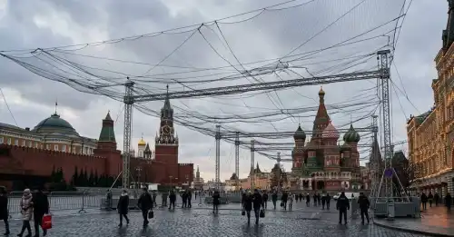 Антидронова сітка на Червоній площі: фото є фейком - INFBusiness