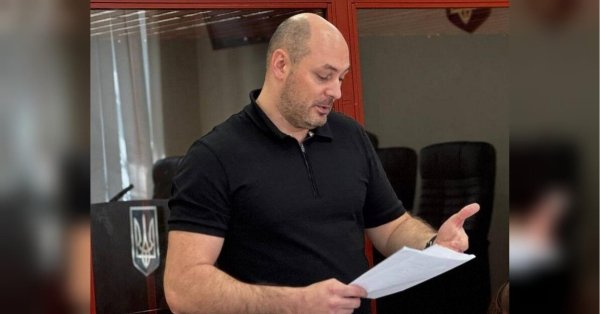 Організував схему вимагання у депутата Київради за непритягнення того до відповідальності:&hellip;