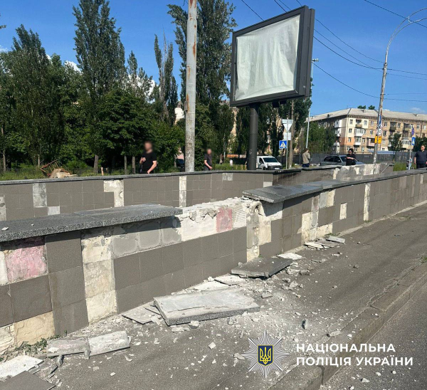 У Києві автомобіль влетів у підземний перехід: повідомляють про щонайменше чотирьох загиблих (фото, відео) - INFBusiness