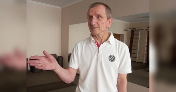 «Наше завдання — померти у вертикальному положенні й без памперса»: 70-річний інструктор ЛФК про боротьбу з поганою генетикою та грижами - INFBusiness