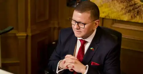 Фото: t.me/Zaluzhnui Залужний написав передмову до мемуарів Боріса Джонсона - INFBusiness