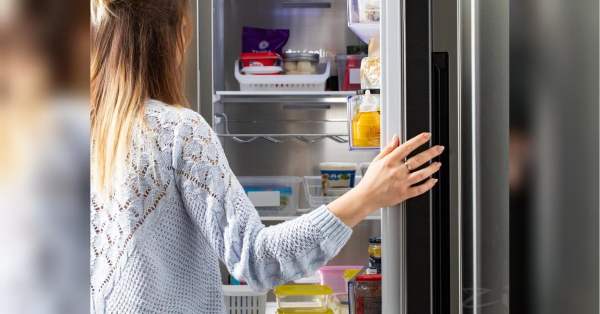 Які продукти не можна класти в холодильник: експерти назвали найпоширеніші помилки
