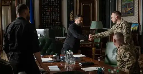 Ставка на штурмових генералів: з ким зустрічався Зеленський напередодні кадрових ротацій у ЗСУ - INFBusiness