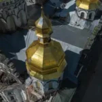 Путін вдарив по Ісусу, - блогерка Лора Лумер відвідала зруйновану російським ударом Лавру - INFBusiness