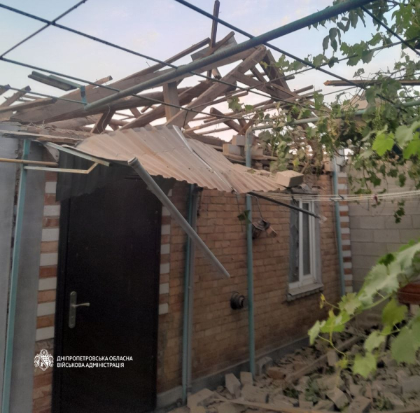 Горять будинки, зруйновані квартали, є загиблі та десятки поранених: росія продовжує масовані атаки на Україну - INFBusiness