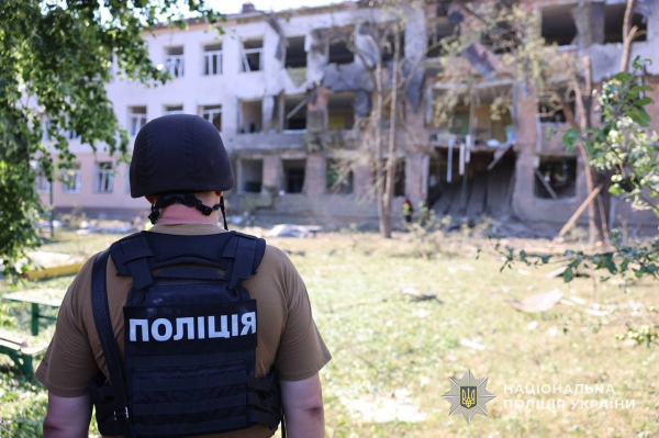 Горять будинки, зруйновані квартали, є загиблі та десятки поранених: росія продовжує масовані атаки на Україну - INFBusiness