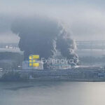 Нафтовий термінал горить у порту Санкт-Петербурга після нічної атаки (фото) - INFBusiness