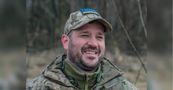 Колишній радник міністра внутрішніх справ та голови Офісу президента, а нині військовий ЗСУ Віктор Андрусів, який раніше поділився думками щодо проблем мобілізації в Україні, в своєму новому блозі розповів, що зміниться в українській армії після назначення нового головнокомандувача, генерал-майора Михайла Драпатого. Всередині ЗСУ дві армії, які ненавидять одна одну. Призначення Драпатого дає надію на те, що ці дві сили об’єднаються, — Віктор Андрусів - INFBusiness