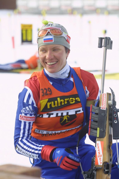 У росії в 53 роки померла олімпійська чемпіонка з біатлону, яка стала професором (фото) - INFBusiness