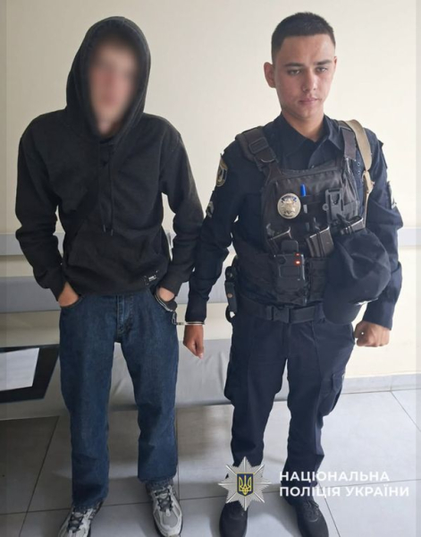В ніч на 11 липня на Чернігівщині у селі Ставок сталася ДТП, внаслідок якої загинула одна людина, ще двоє зазнали травм. П'яний підліток влаштував смертельну ДТП на Чернігівщині (фото) - INFBusiness
