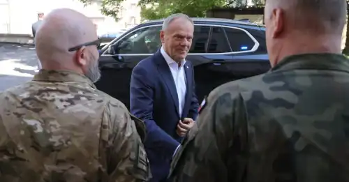 Туск підтвердив інформацію України, що у Польщі впала російська ракета - INFBusiness